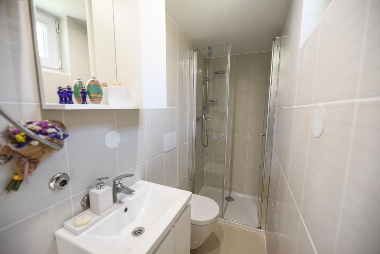 Apartman Maja Lägenhet Zadar Exteriör bild