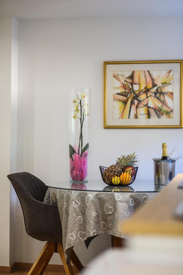 Apartman Maja Lägenhet Zadar Exteriör bild
